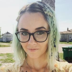 Meet your Posher, Tayler